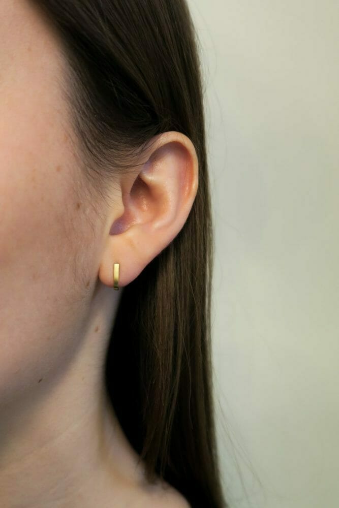 Bondage Ørestik I, Smal, 18 kt. Guld - Billede 2